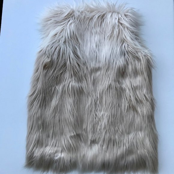 Source Unknown Cream Faux Fur Vest - Picture 8 of 13